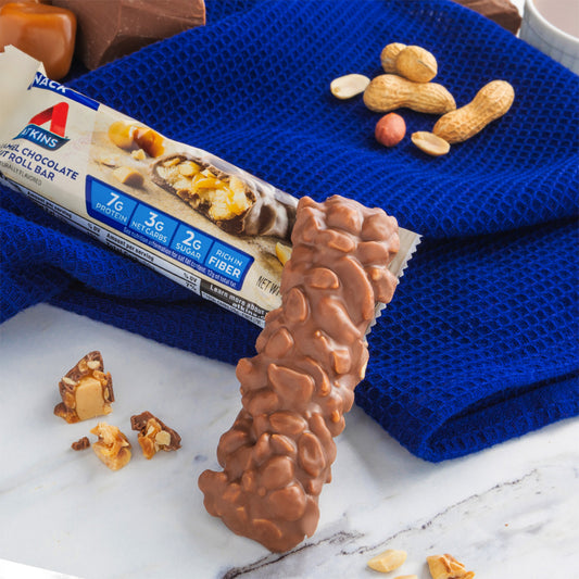 Atkins Barra sabor Chocolate con Caramelo y Cacahuates